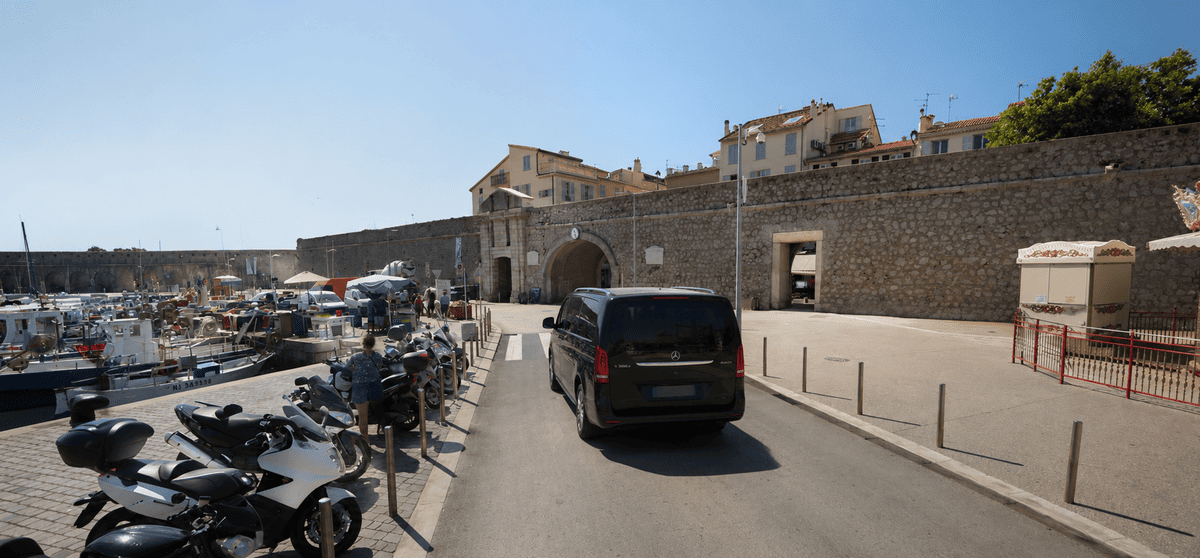 Antibes private tour with driver